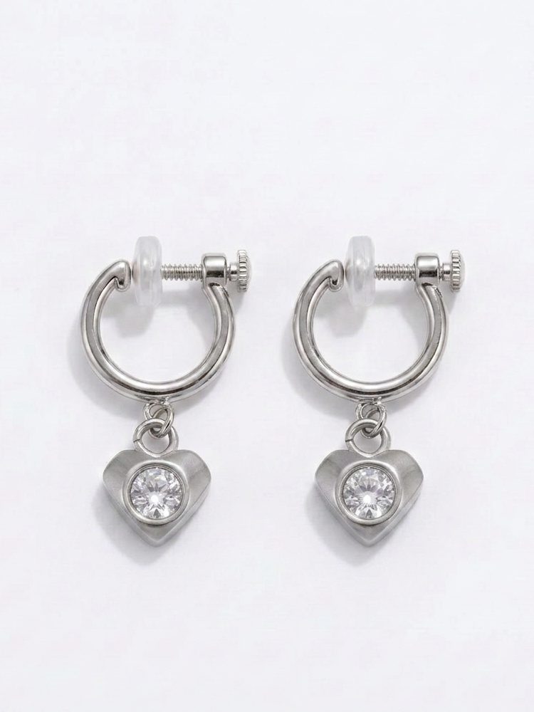 Heart-shaped earrings clip on
