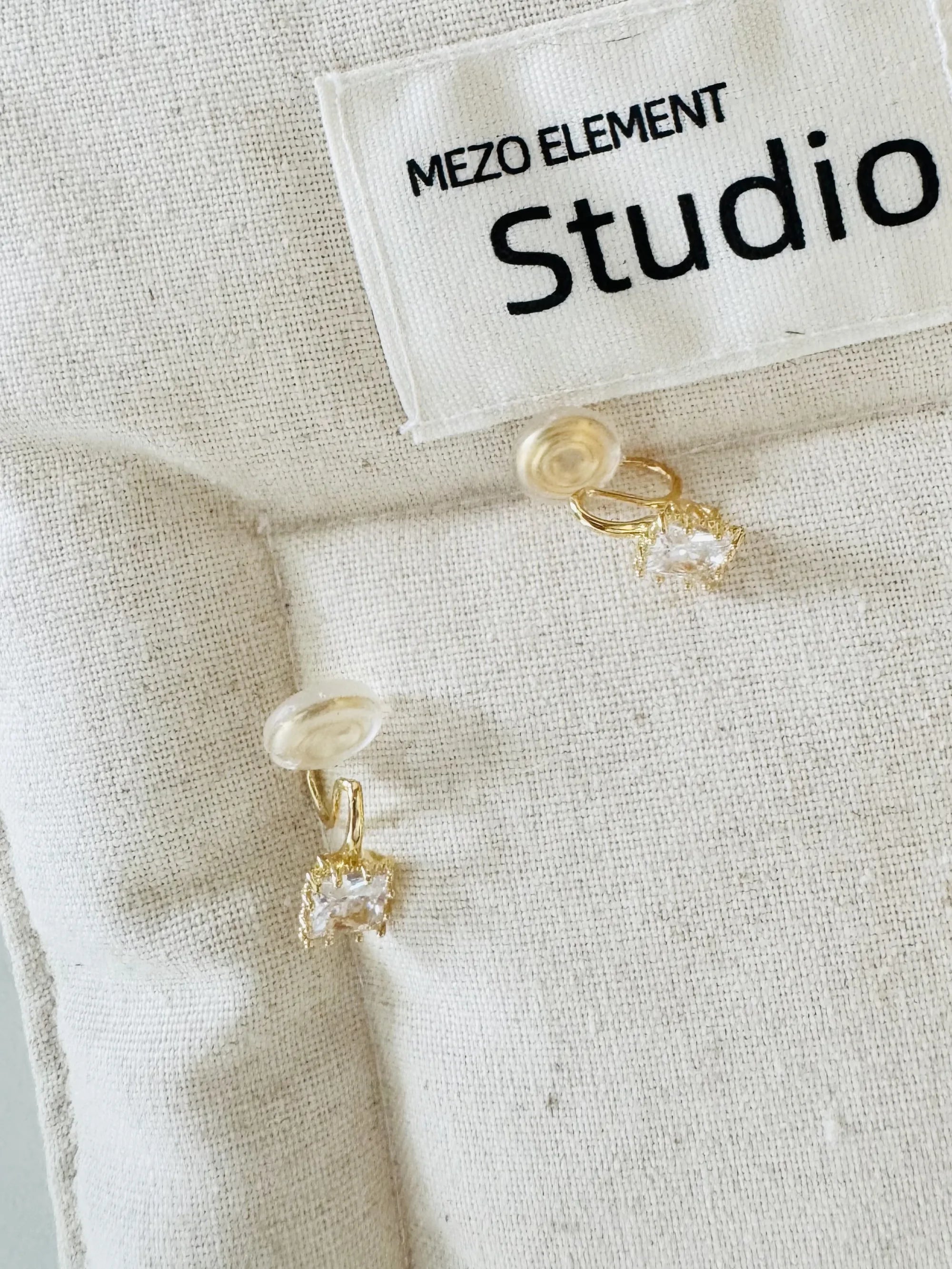 Square Zircon Earrings Pierces Non-Pierced