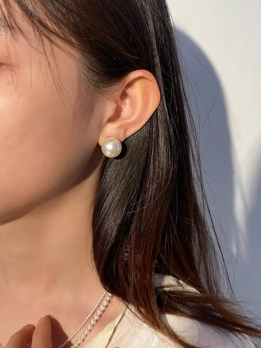 Minimalist White Pearl-Style Earrings Stud Cilp on