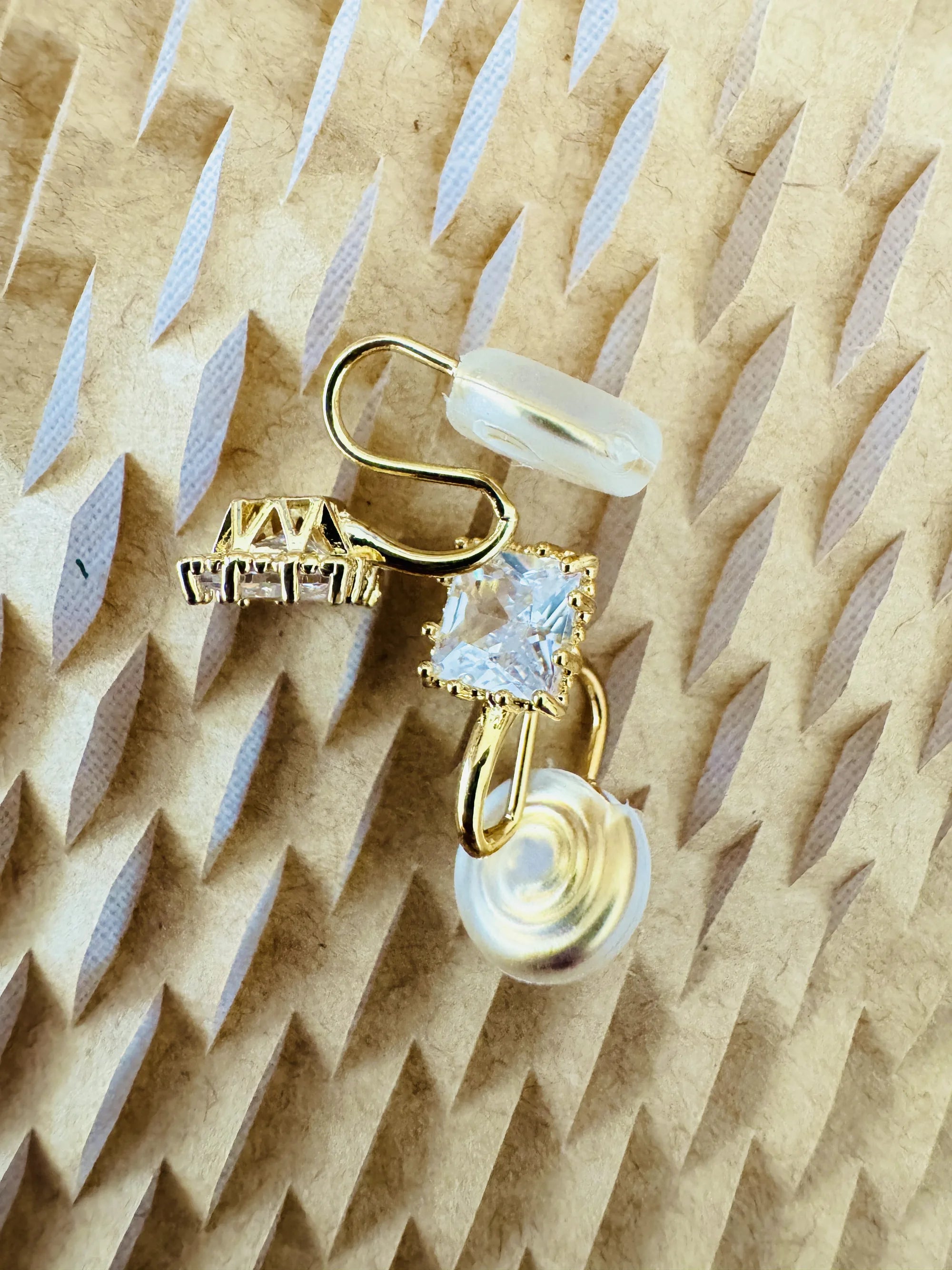 Square Zircon Earrings Pierces Non-Pierced