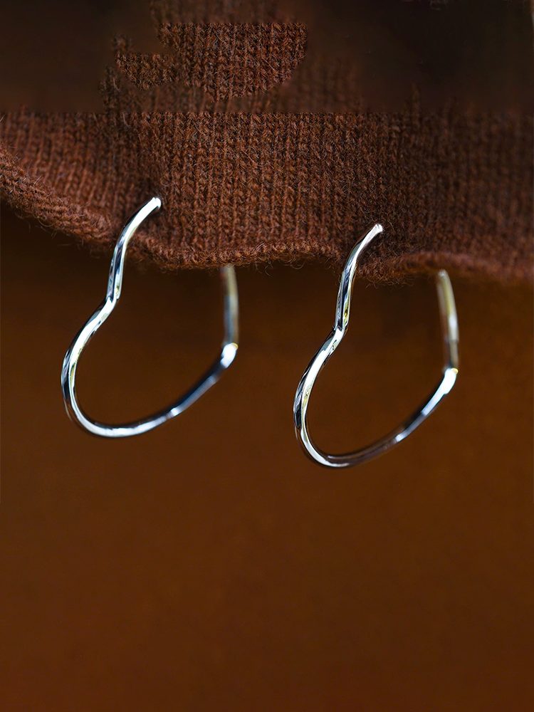 Women Large Comfortable Silver Heart Hoop Clip-On Earrings